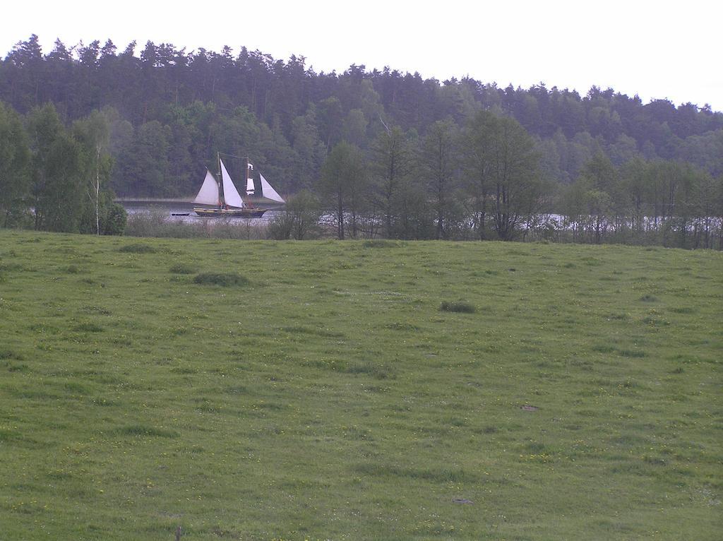 Domek Pod Klonami Na Mazurach Guty Номер фото